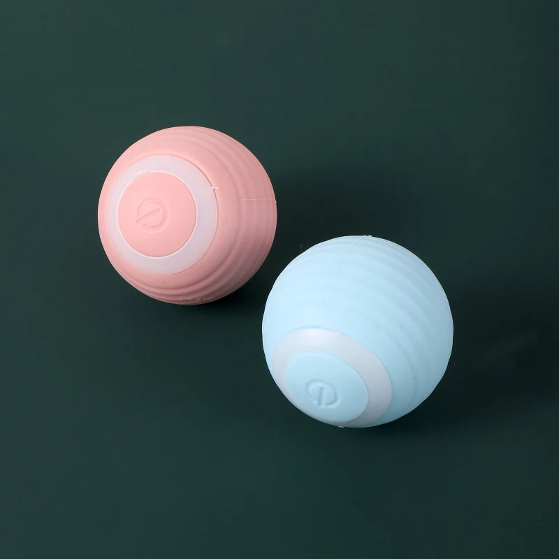 Boule roulante automatique pour chat